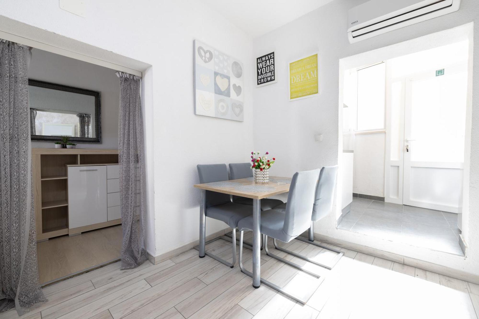 Apartments Antea Makarska Exterior photo